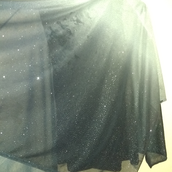 Two piece top - Picture 6 of 11